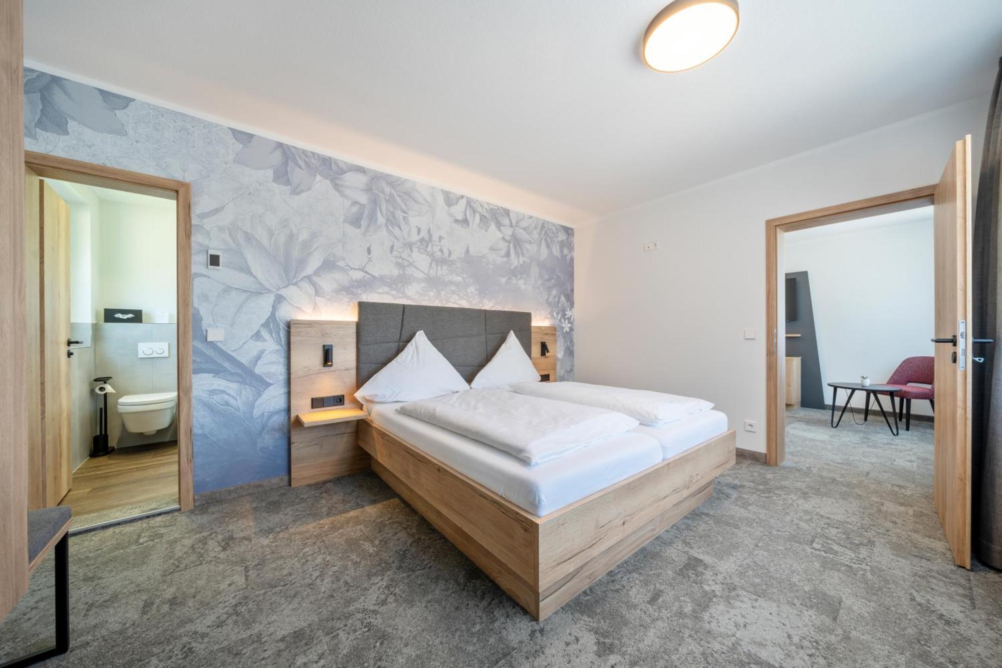 Hotel Koepfers Steinbuck Bischoffingen Esterno foto